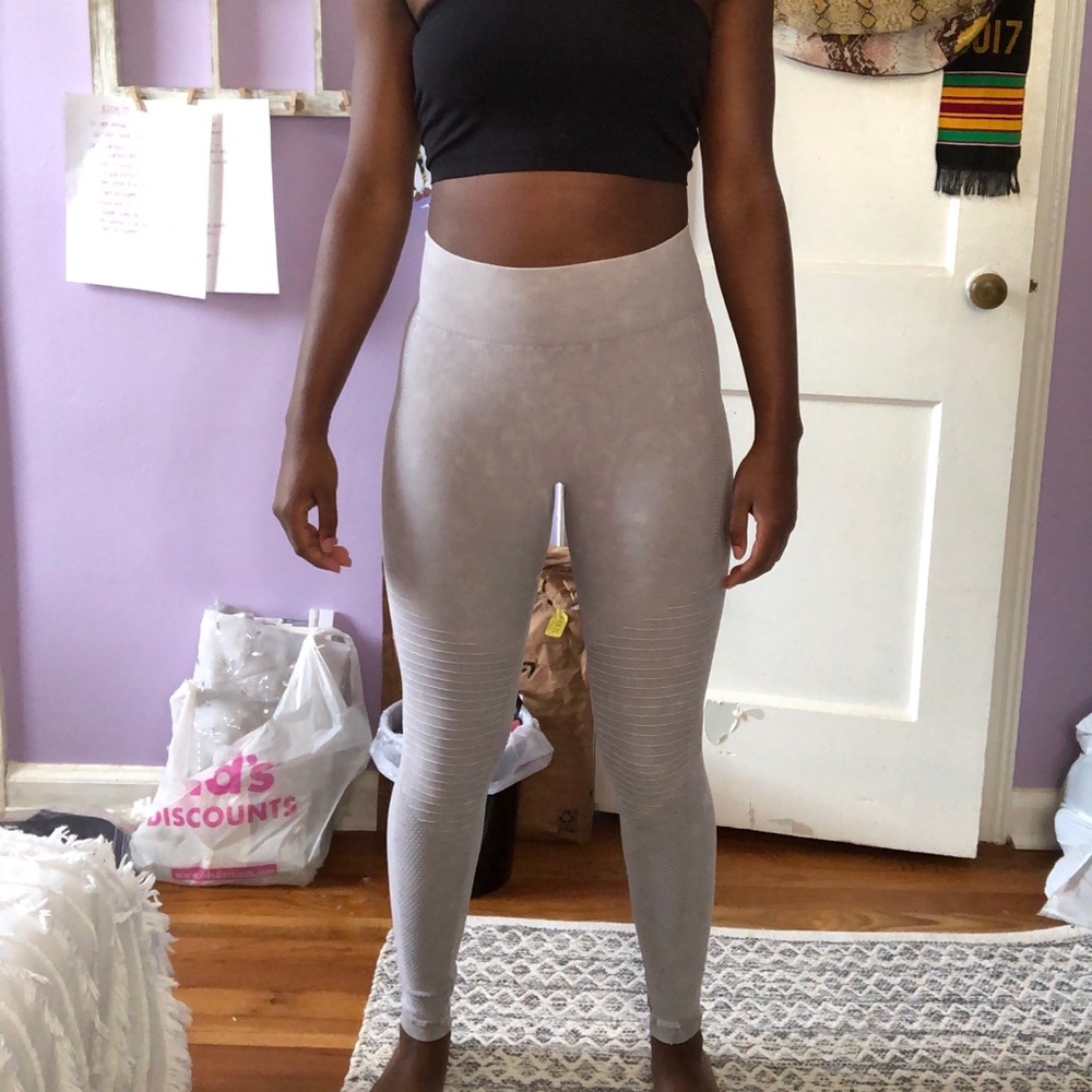 PATTERNED LEGGINGS